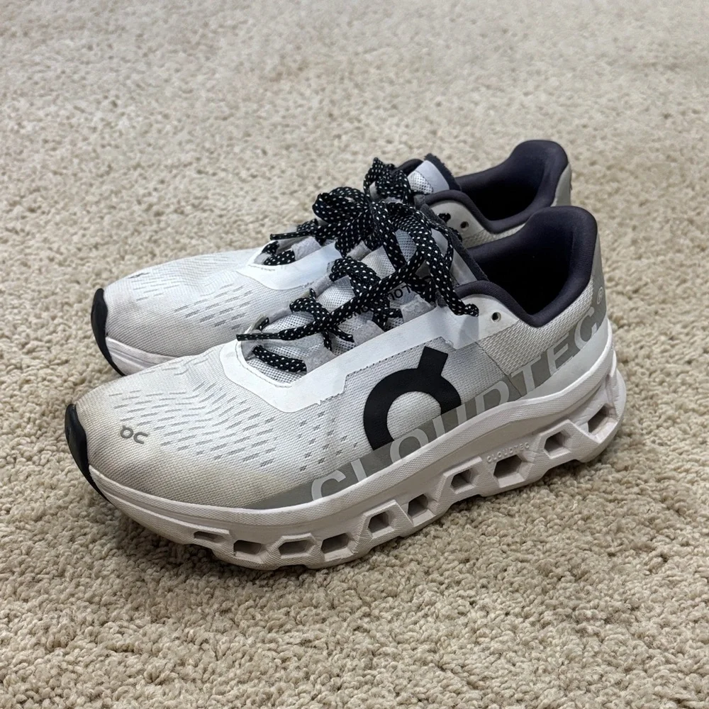 ON Women's Cloudtec Athletic Shoes - White - Picture 1 of 2